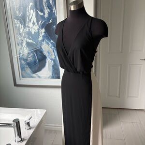 🌹Elegant Express Maxi Dress